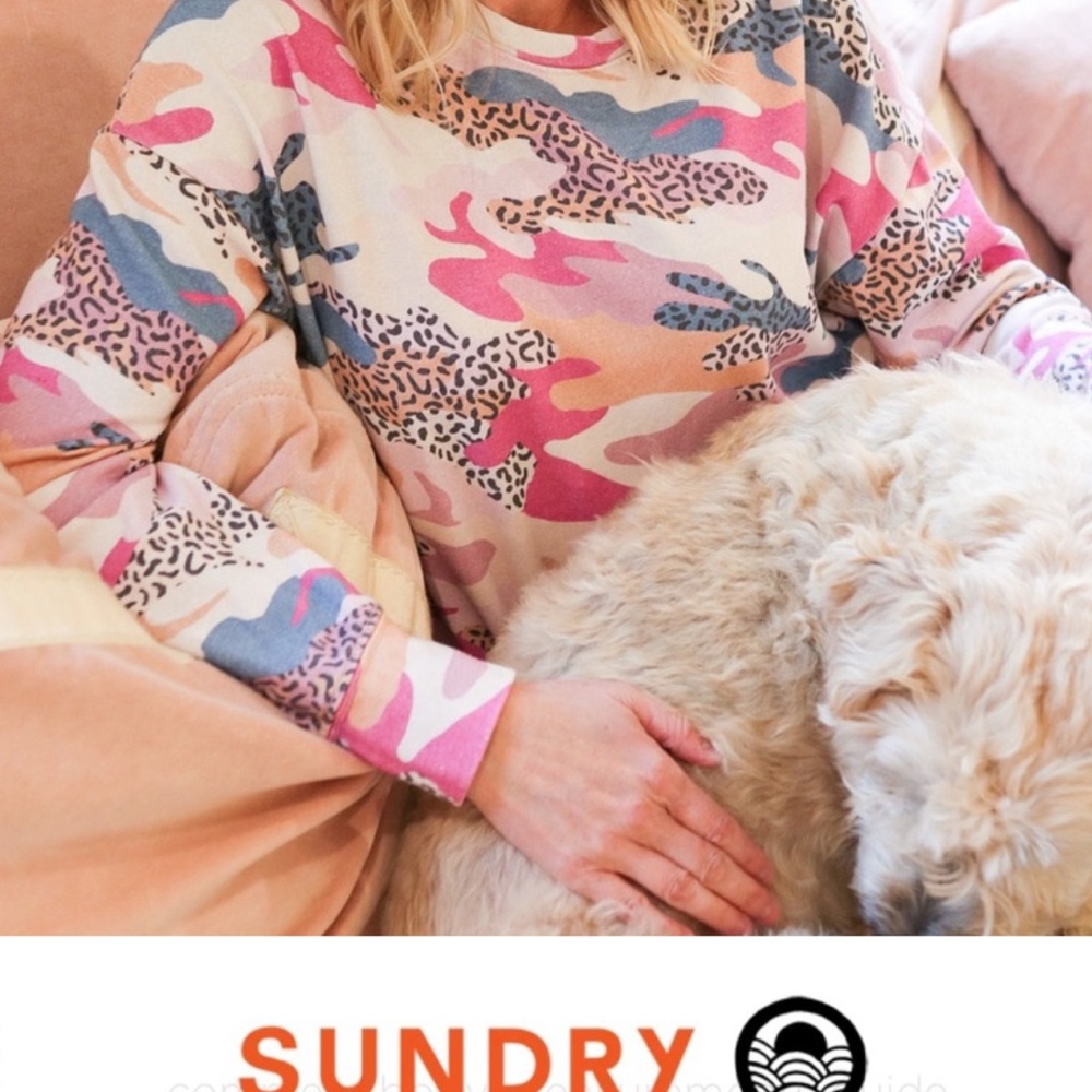 Sundry Abstract Camo Sweatsuit Size 1 small Set sweatshirt & joggers sweats - Picture 8 of 16